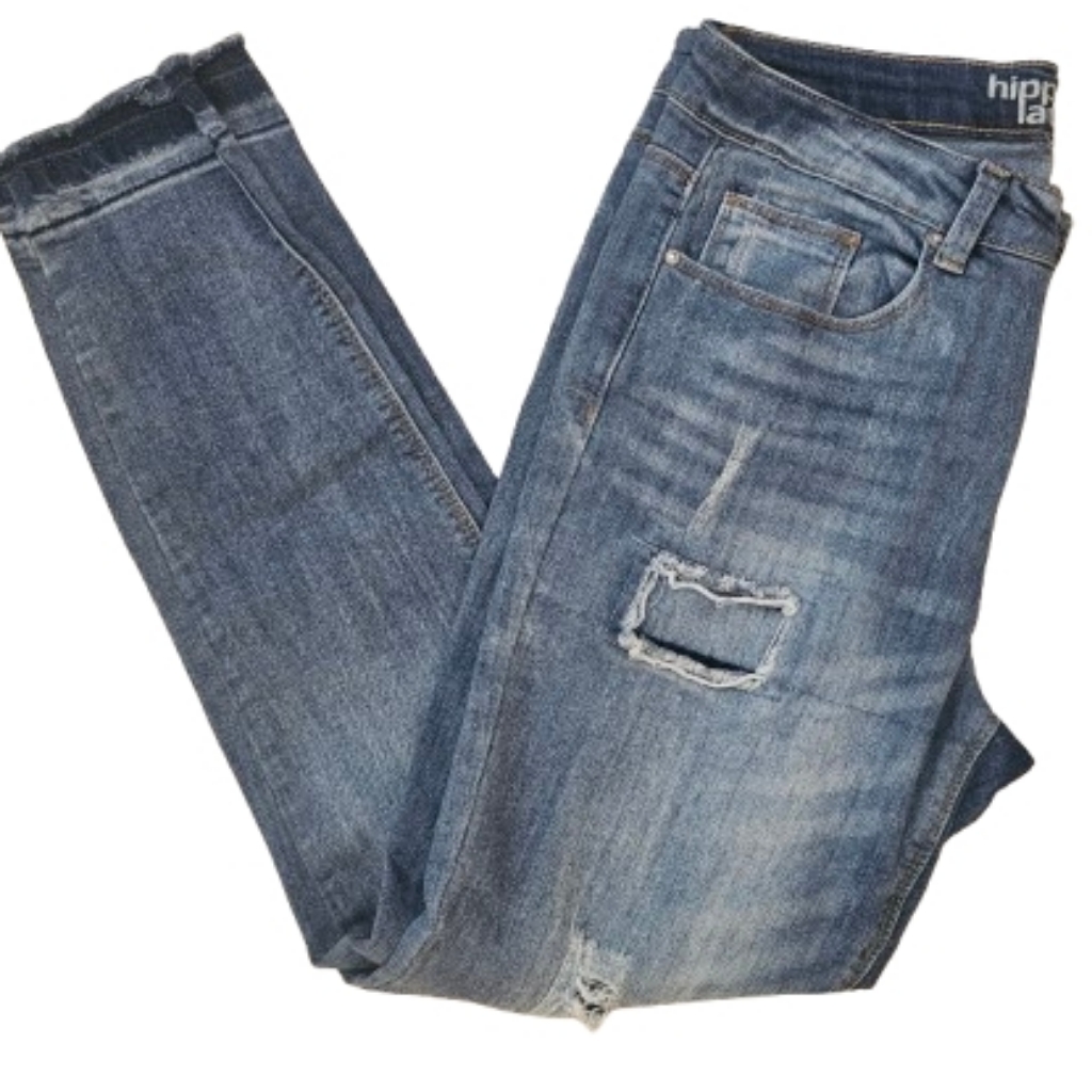 Hippie Laundry Women's Blue Jeans. Mid Rise, Skinny